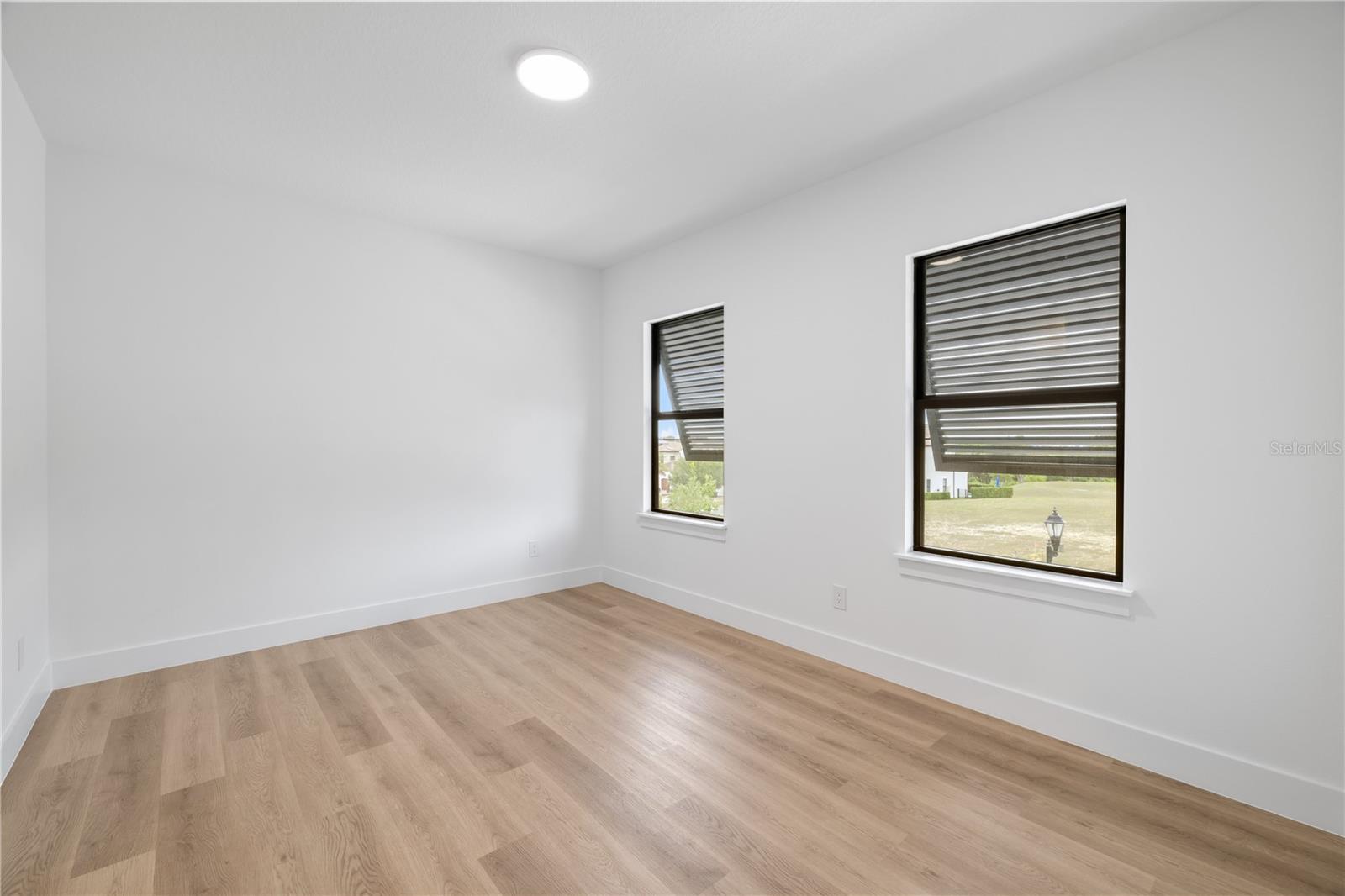Image 42 of 87 For 16229 Ravenna Court