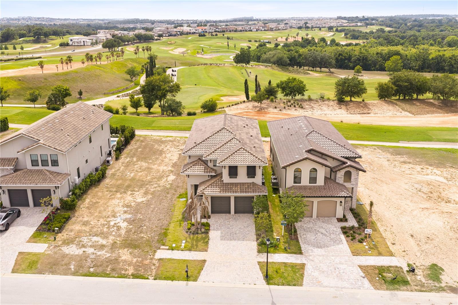 Image 77 of 87 For 16229 Ravenna Court