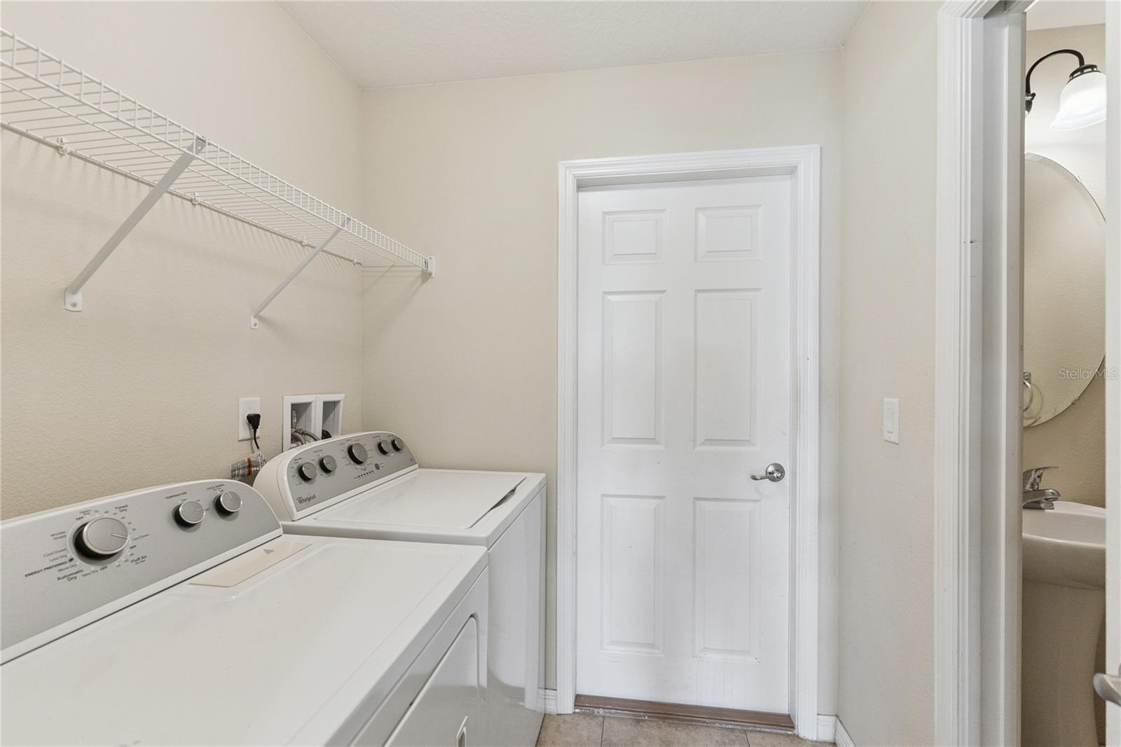 Image 15 of 18 For 1520 Springleaf Drive