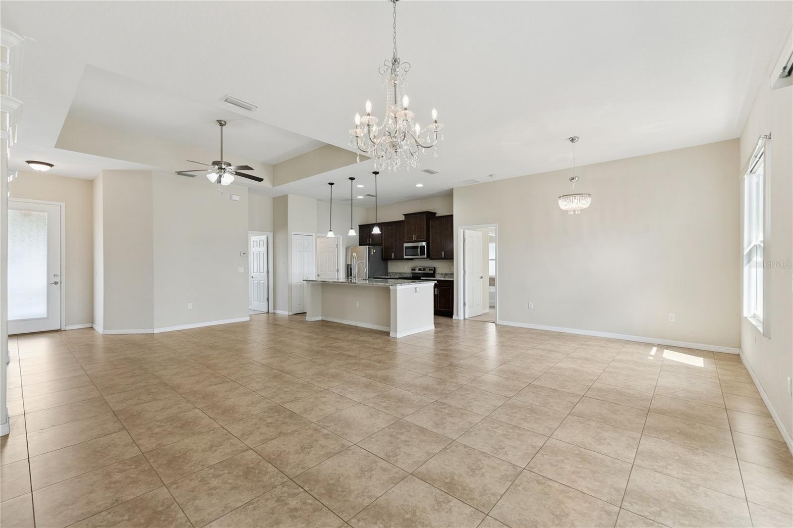 Image 4 of 18 For 1520 Springleaf Drive