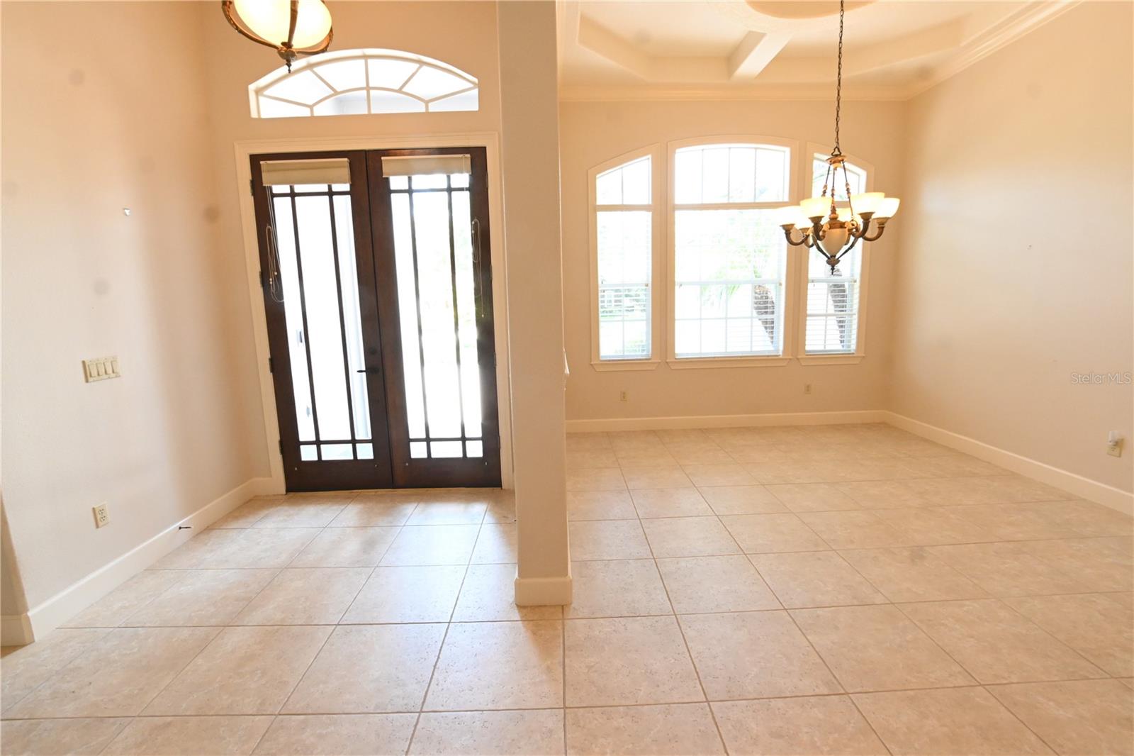 Image 2 of 12 For 8122 Whitford Court