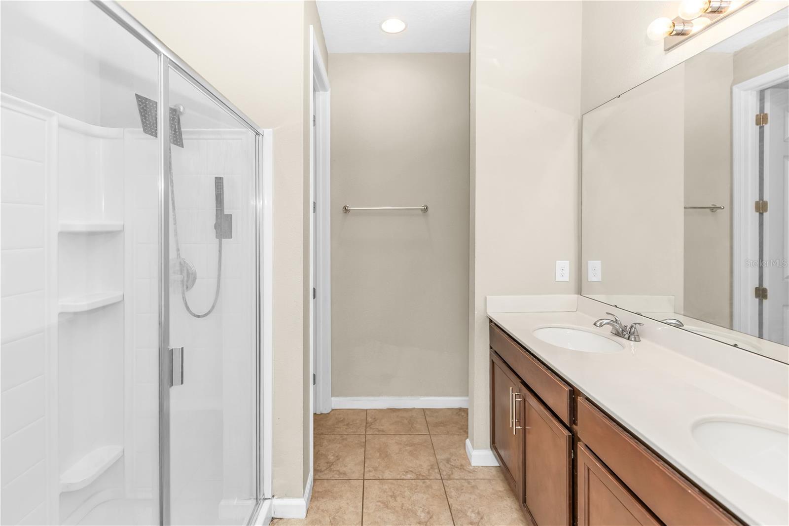 Image 15 of 32 For 5608 Westerly Breeze Place