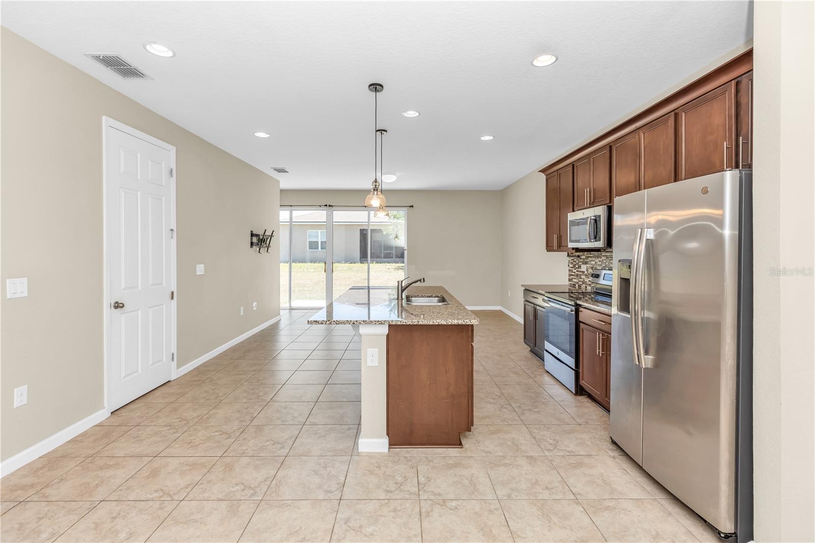 Image 6 of 32 For 5608 Westerly Breeze Place