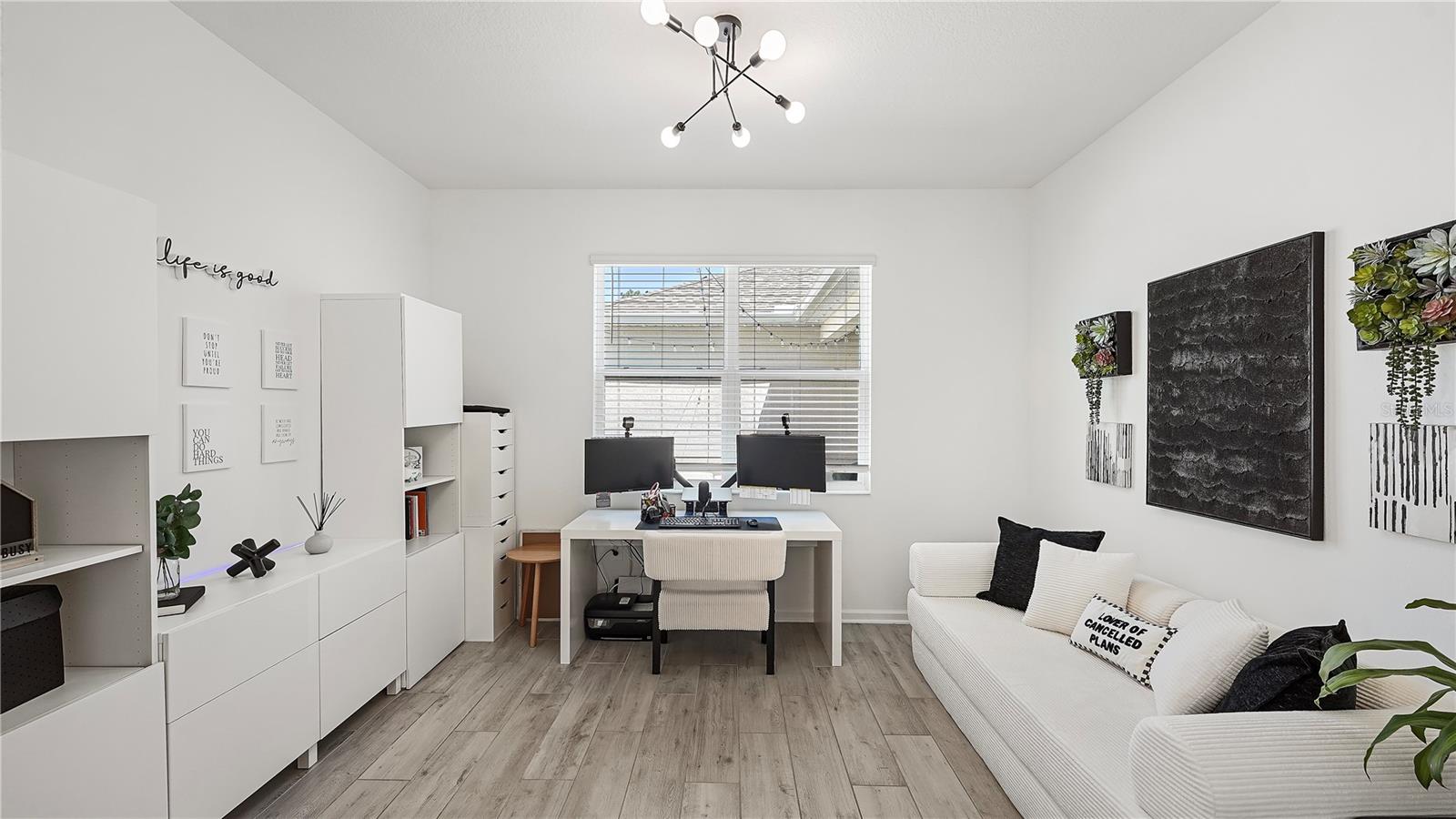 Image 11 of 28 For 6405 Sprucepine Lane