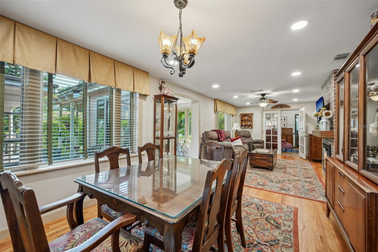 Image 12 of 69 For 1020 Venetian Avenue