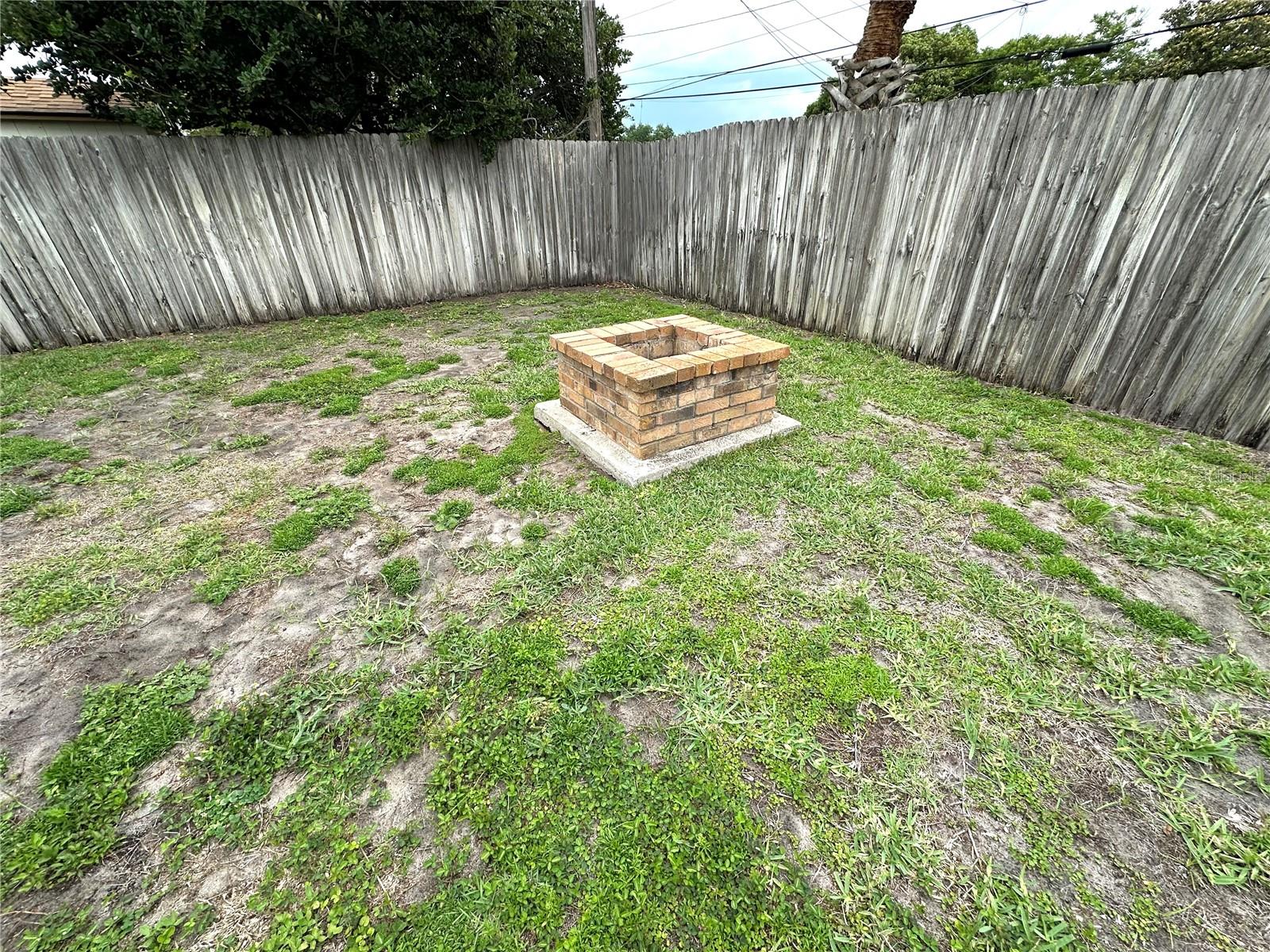 Image 21 of 37 For 6721 Precourt Drive