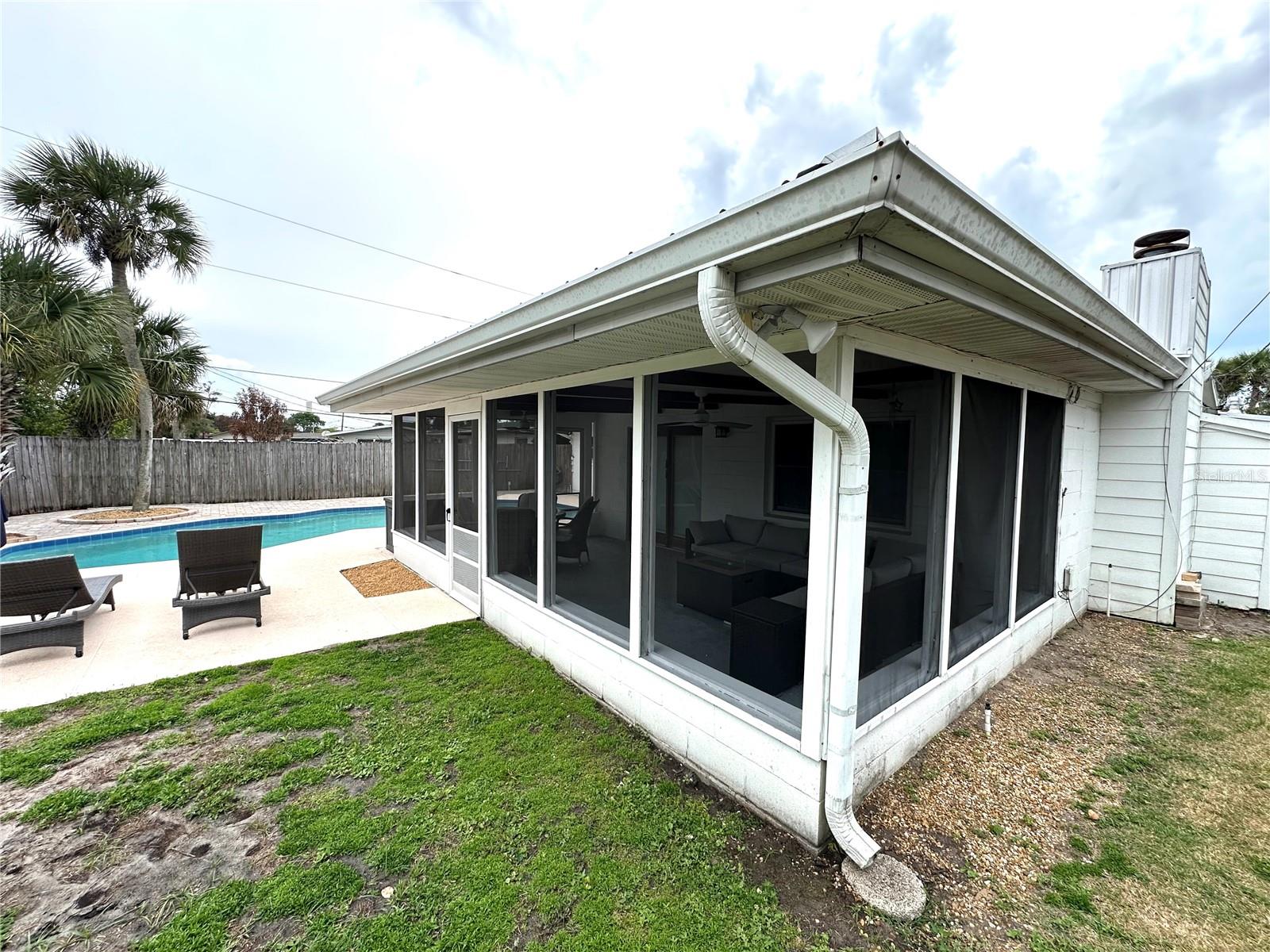 Image 22 of 37 For 6721 Precourt Drive
