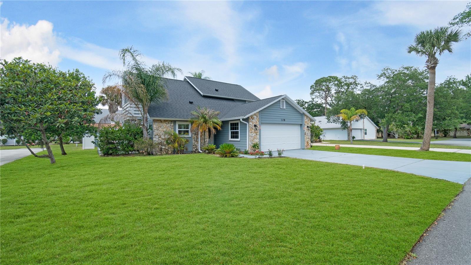 Image 3 of 36 For 108 Grebe Court