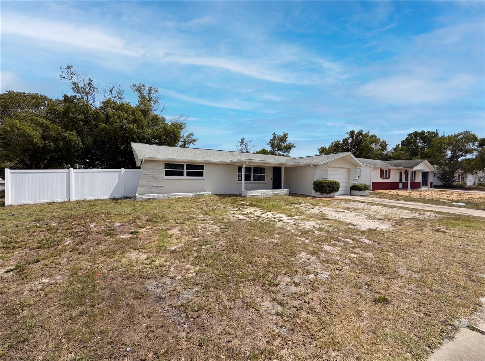 Listing photo id 5 for 7901 Bell Drive