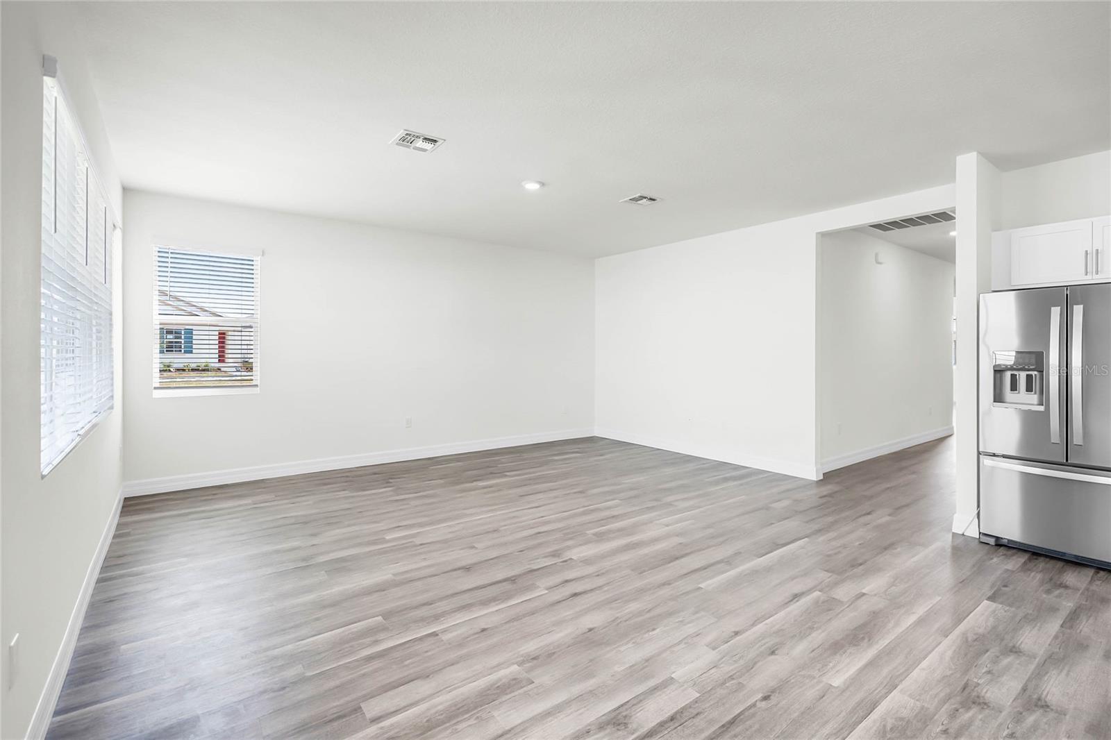Image 3 of 30 For 1757 Hummingbird Road