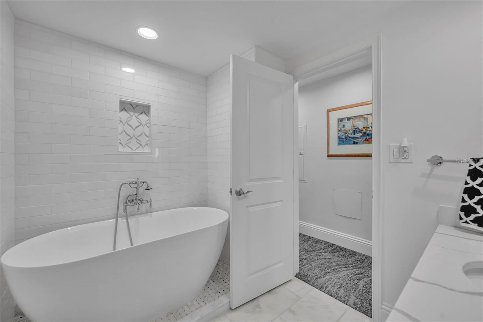 Image 15 of 28 For 311 Morse Boulevard #1-3
