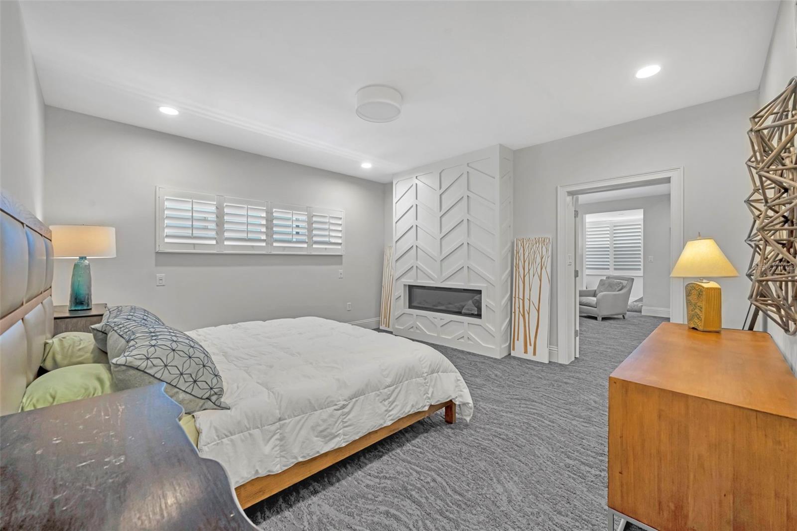 Image 16 of 28 For 311 Morse Boulevard #1-3