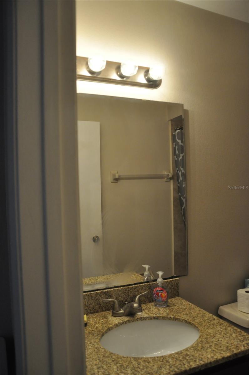 Image 9 of 14 For 507 Northlake Drive 507