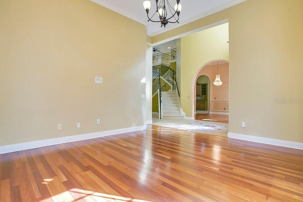 Image 6 of 56 For 283 Lakay Place
