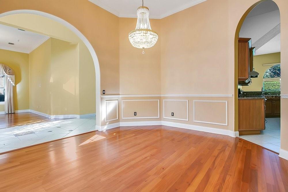 Image 7 of 56 For 283 Lakay Place