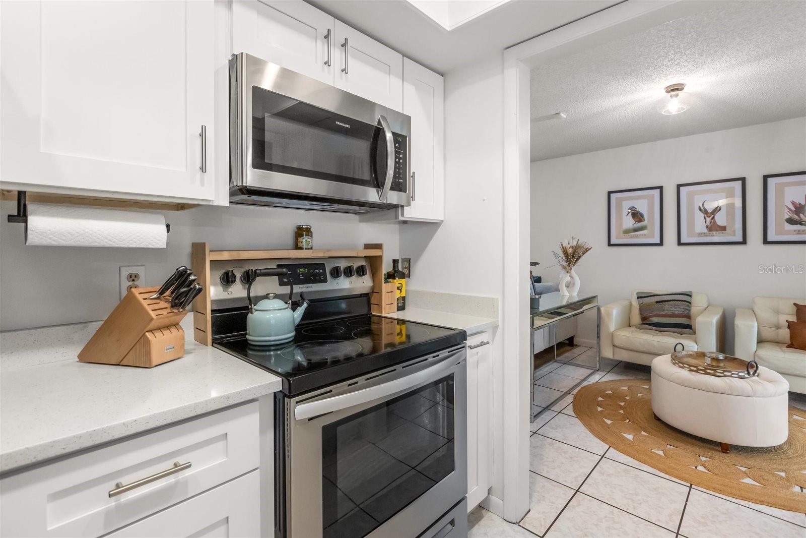 Image 10 of 35 For 7532 Azurebrook Court