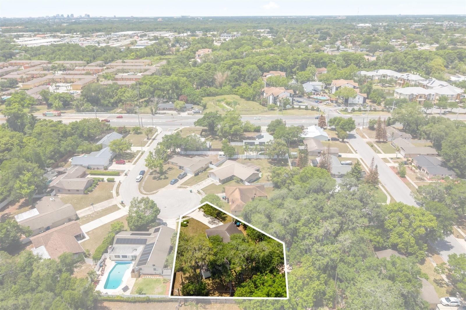 Image 34 of 35 For 7532 Azurebrook Court