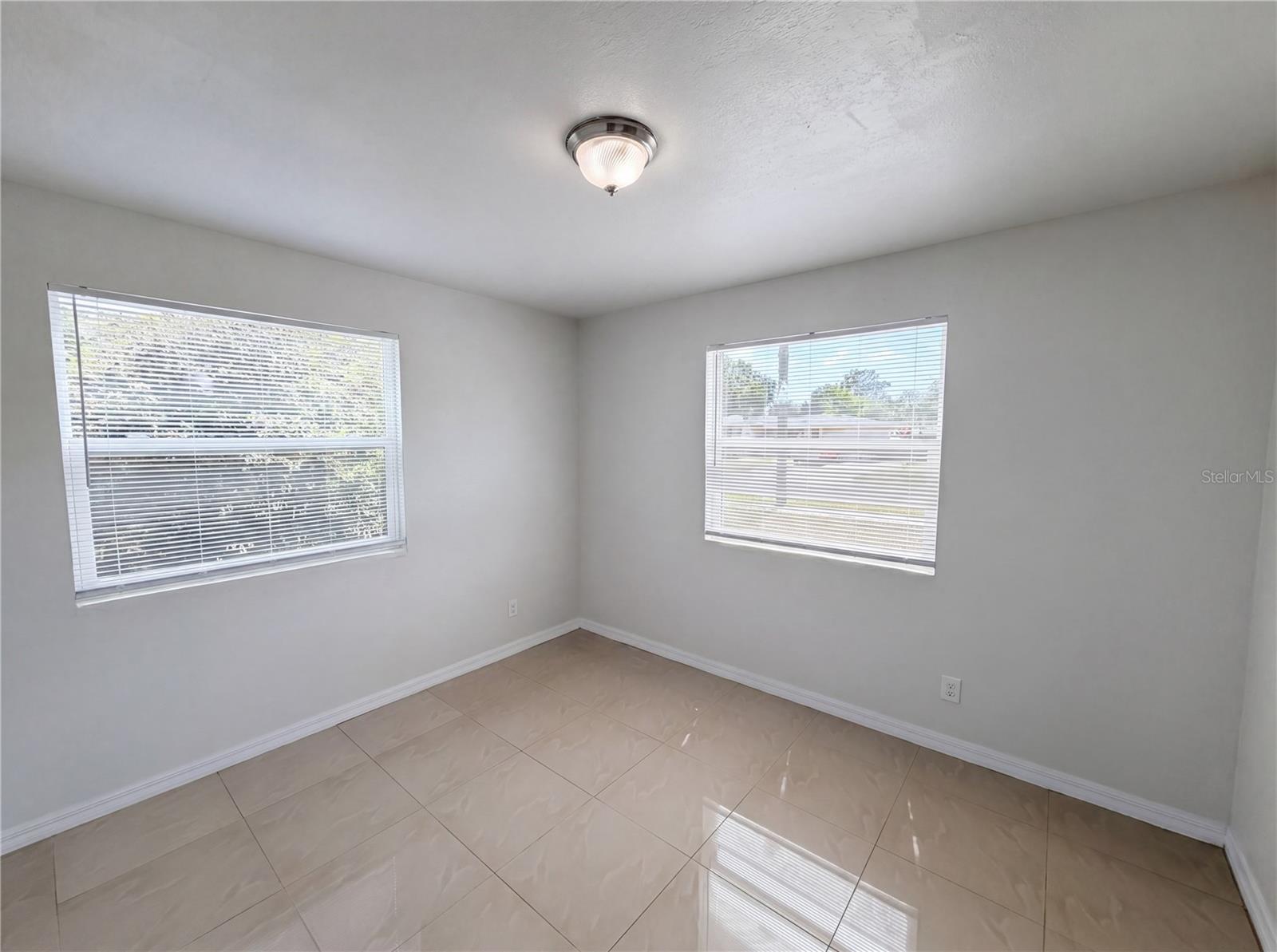 Image 13 of 24 For 15525 Bedford Circle E