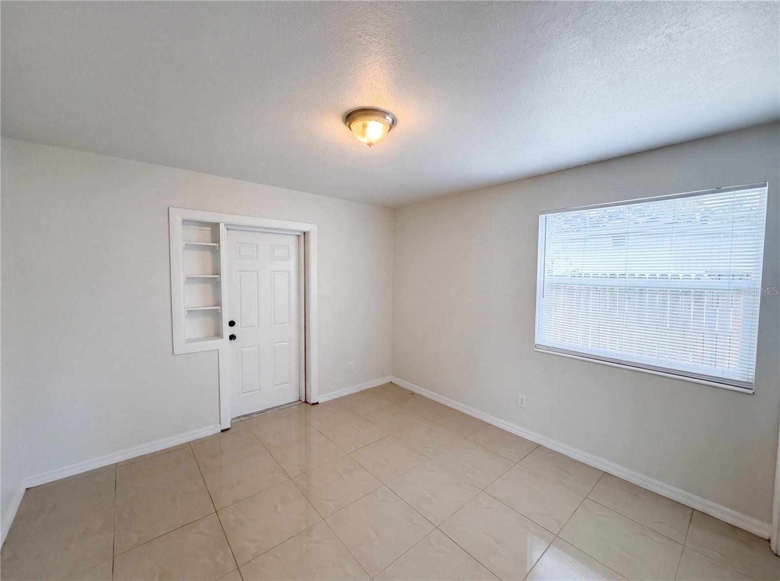 Image 7 of 24 For 15525 Bedford Circle E