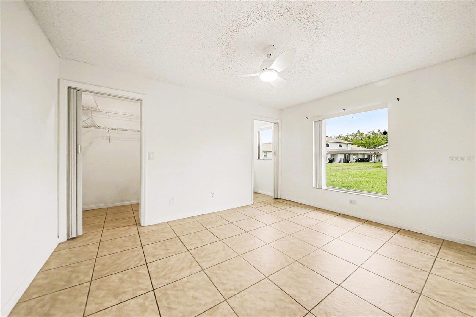 Image 17 of 32 For 14657 Laguna Beach Circle
