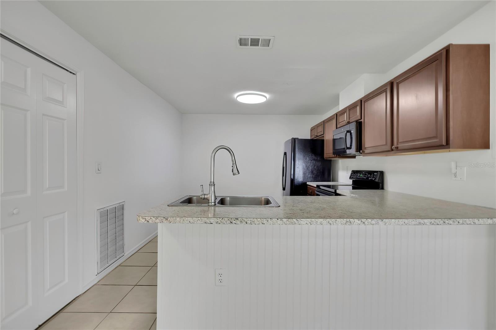 Image 6 of 28 For 8053 Canterbury Street