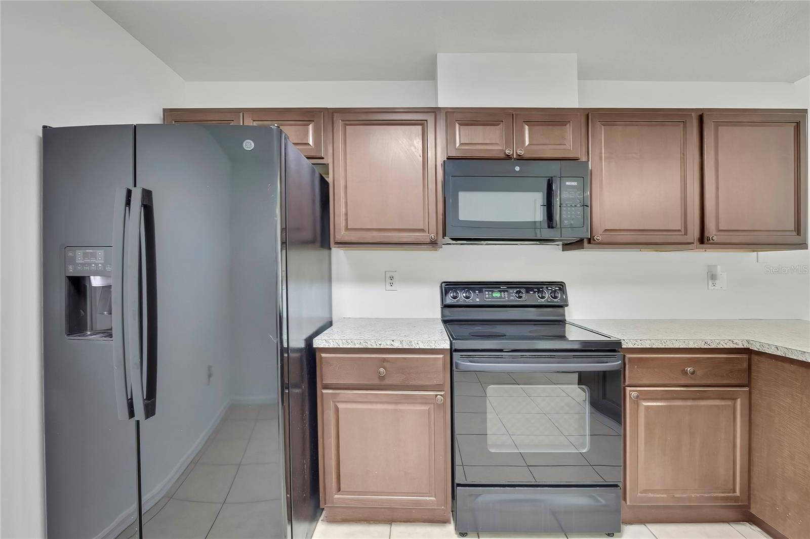 Image 7 of 28 For 8053 Canterbury Street