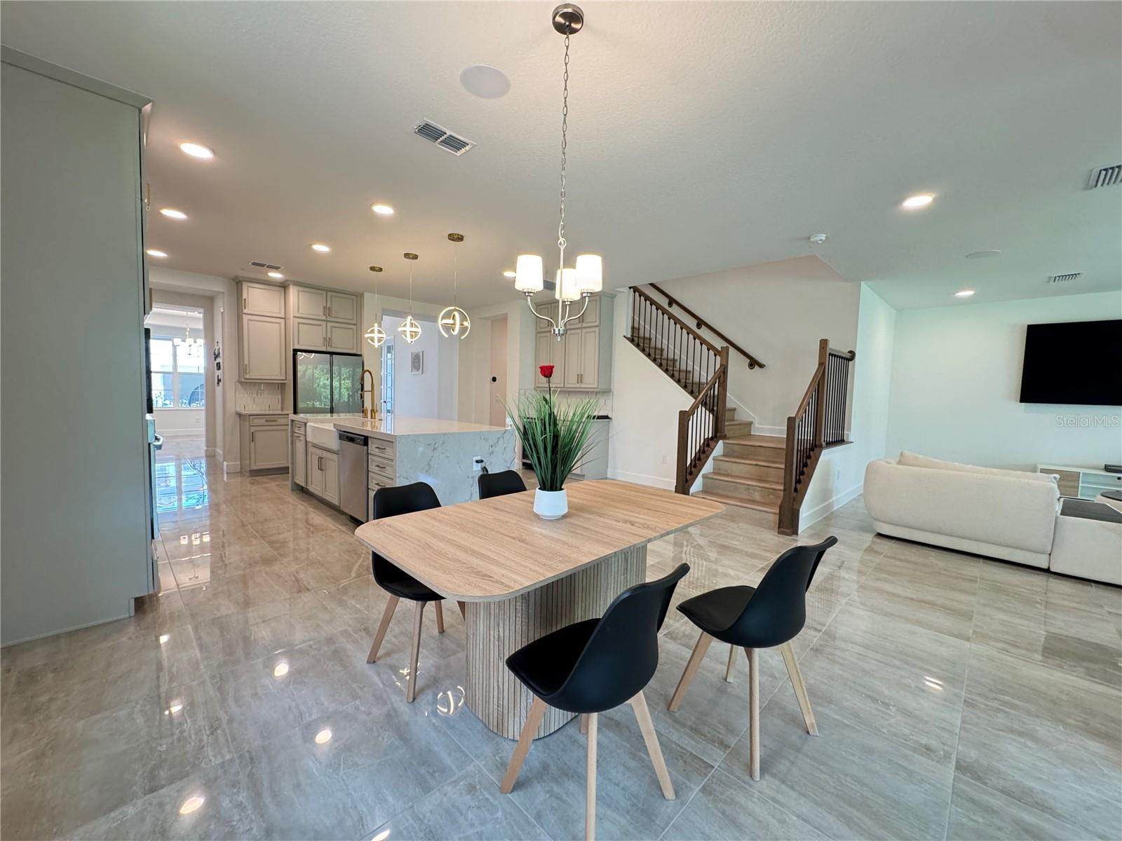 Image 13 of 81 For 17342 Glossy Pomelo Way