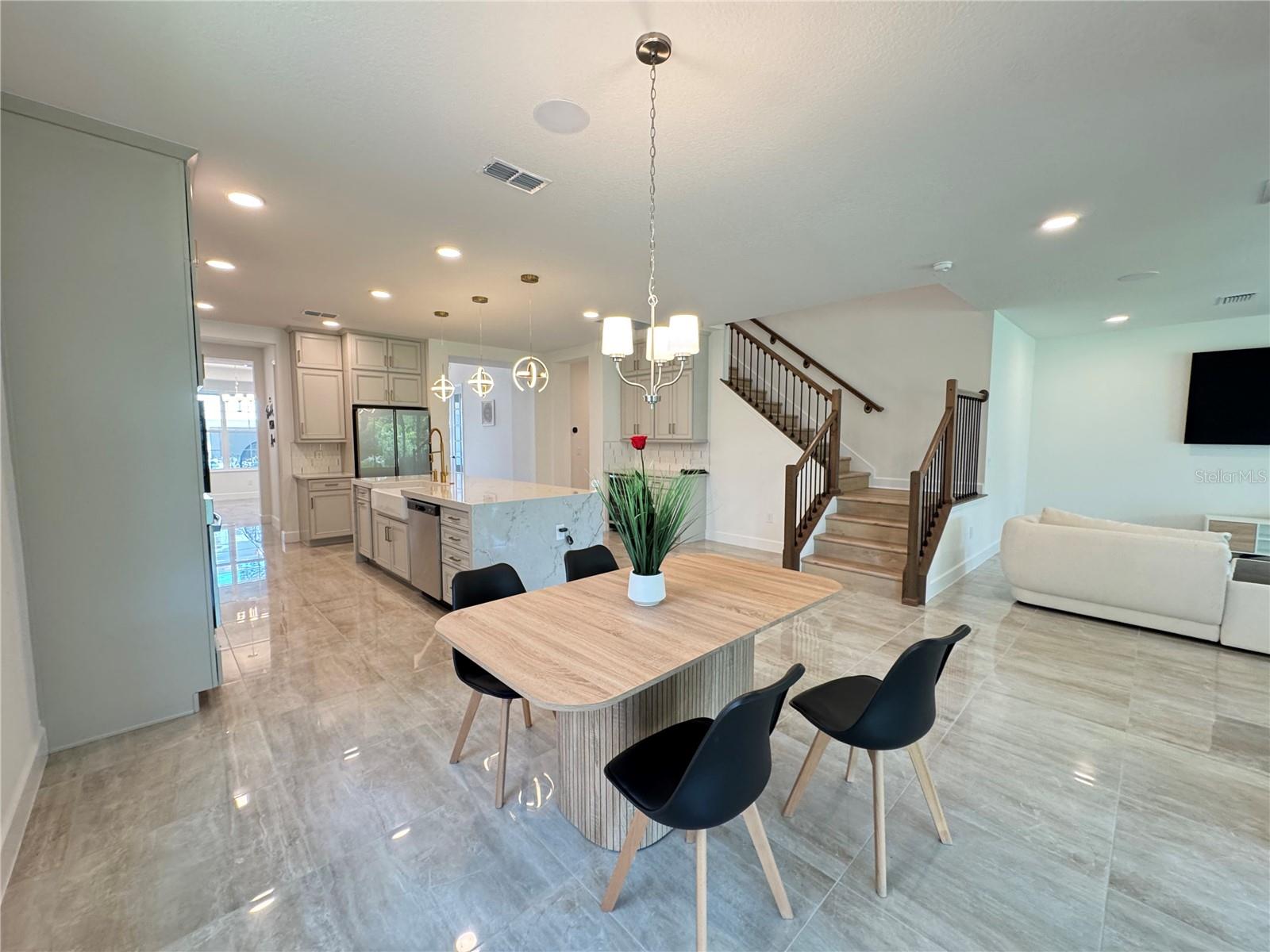 Image 14 of 81 For 17342 Glossy Pomelo Way