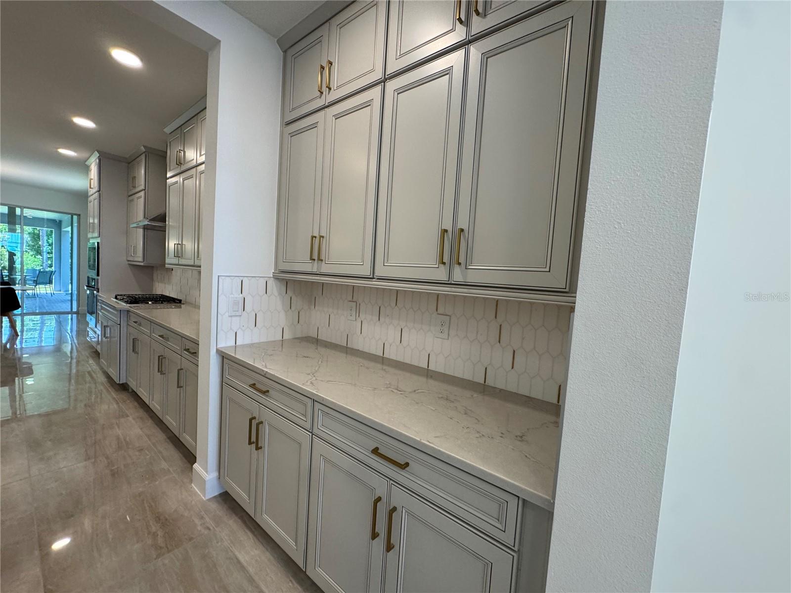 Image 9 of 81 For 17342 Glossy Pomelo Way
