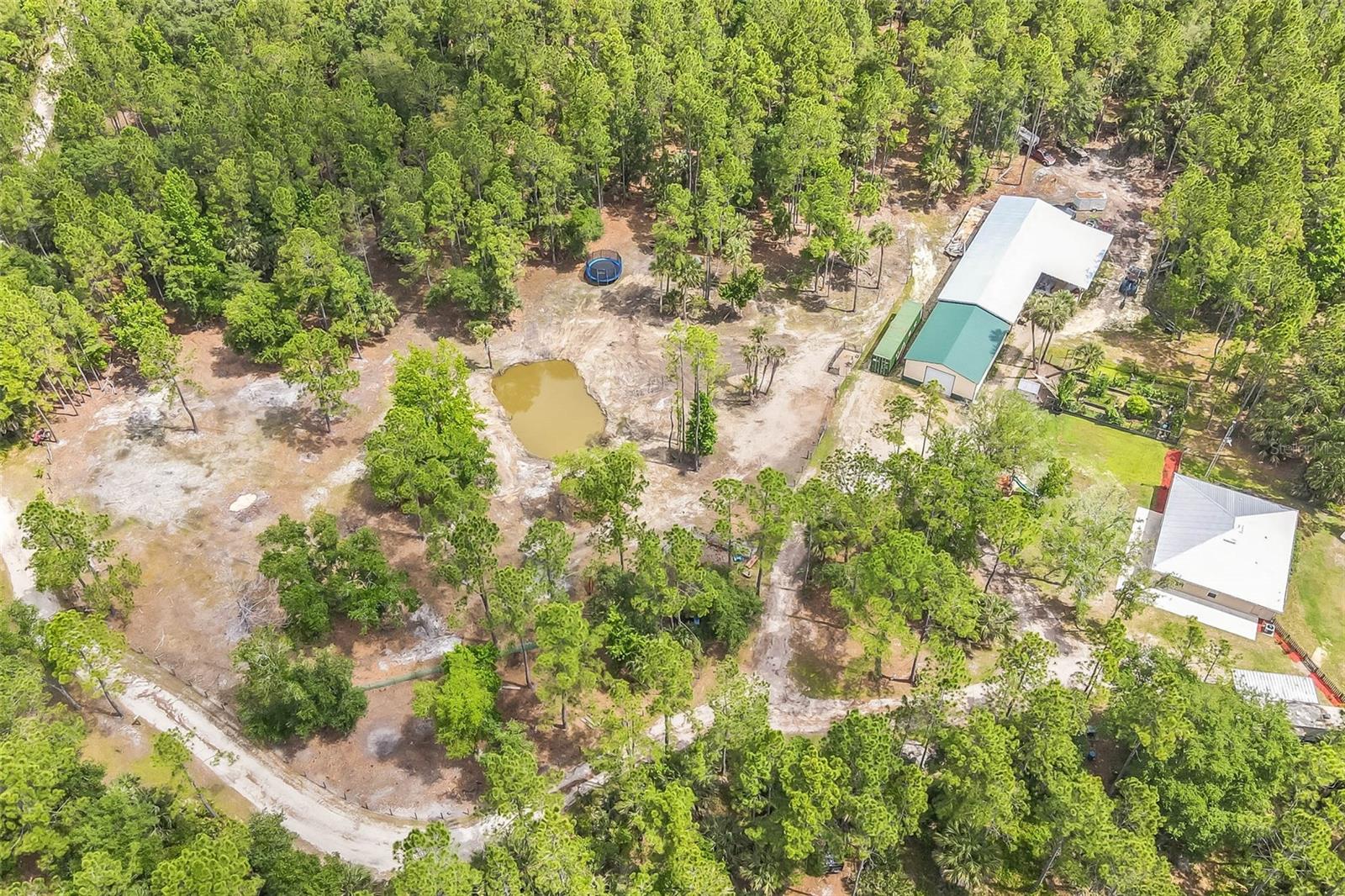 Image 4 of 35 For 723 River Run Road
