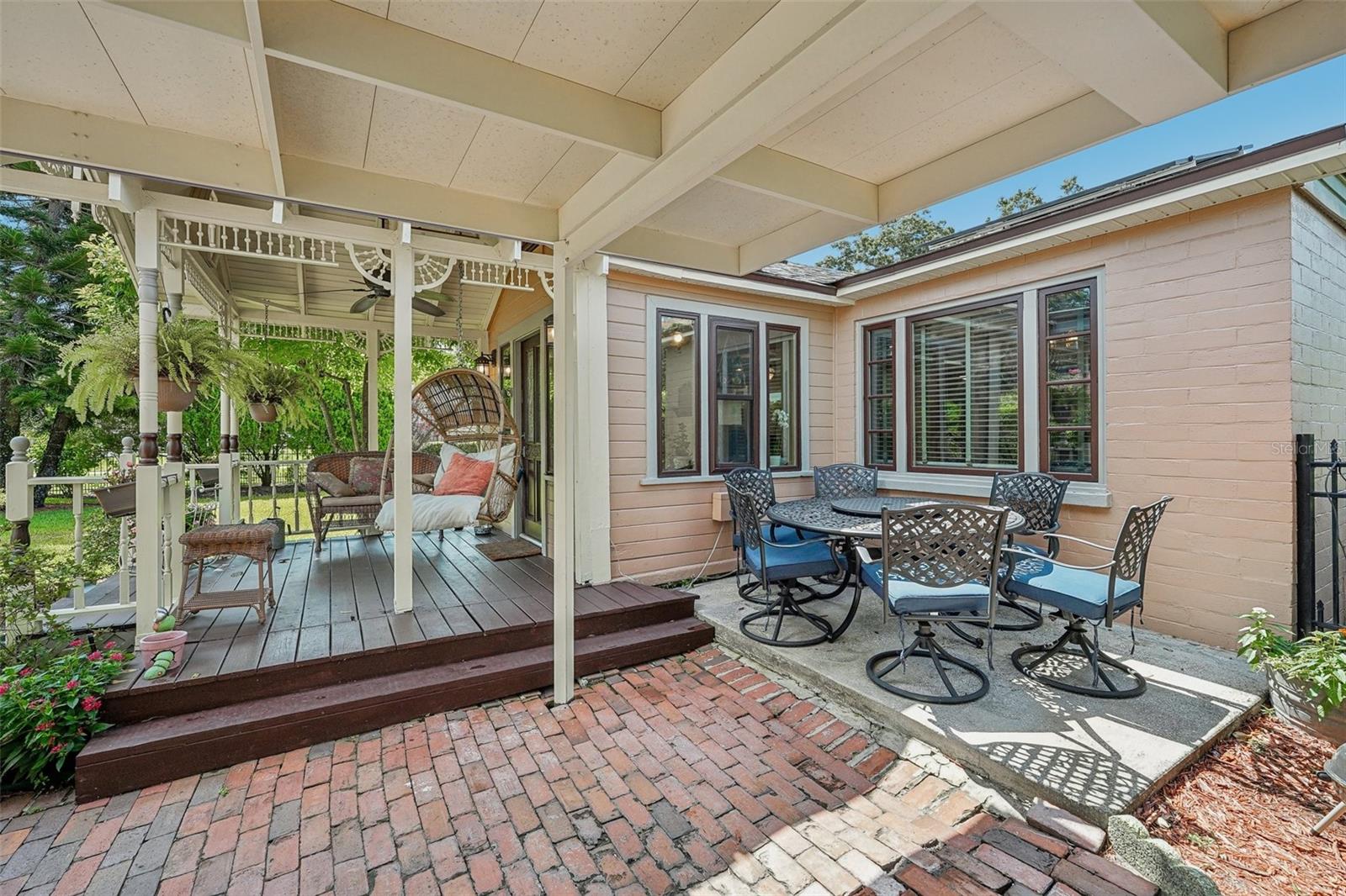 Image 6 of 60 For 1020 Venetian Avenue