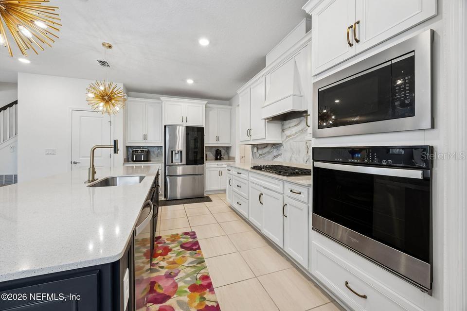 Image 13 of 44 For 978 Rooster Hollow Way