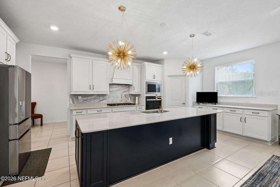 Image 16 of 44 For 978 Rooster Hollow Way