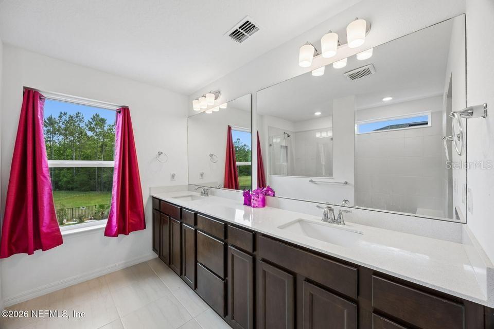 Image 23 of 44 For 978 Rooster Hollow Way