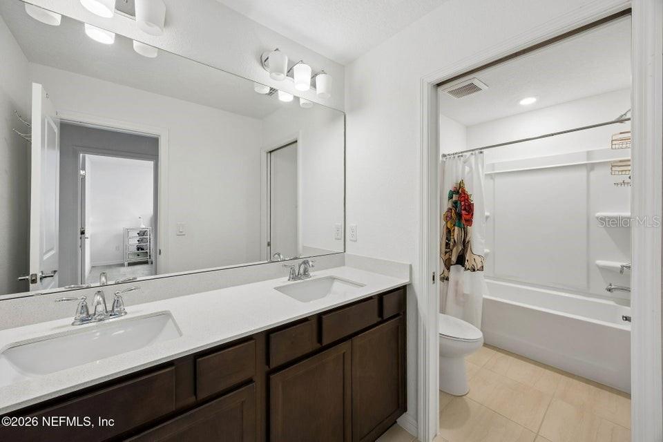 Image 31 of 44 For 978 Rooster Hollow Way