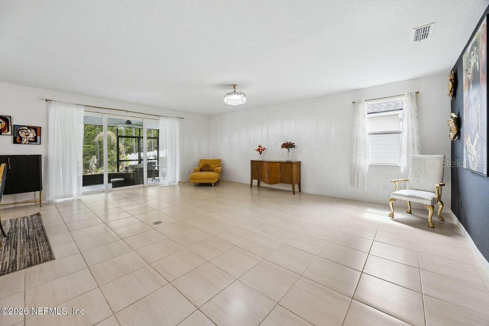Image 8 of 44 For 978 Rooster Hollow Way