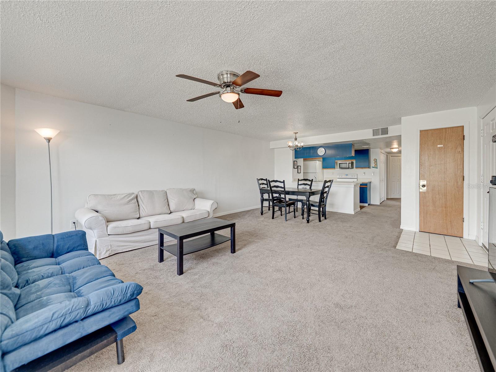 Image 11 of 40 For 2729 Poinciana Boulevard 125