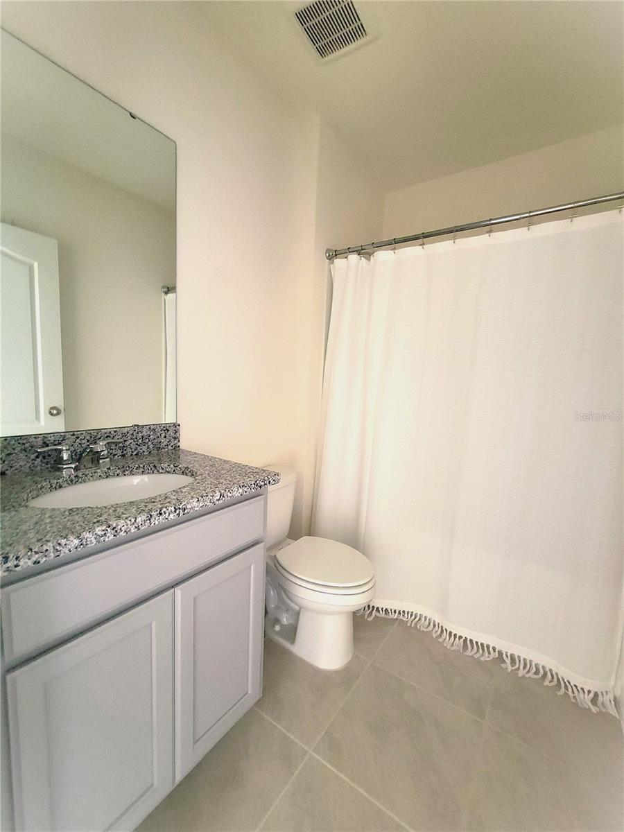 Image 7 of 21 For 420 Noble Avenue