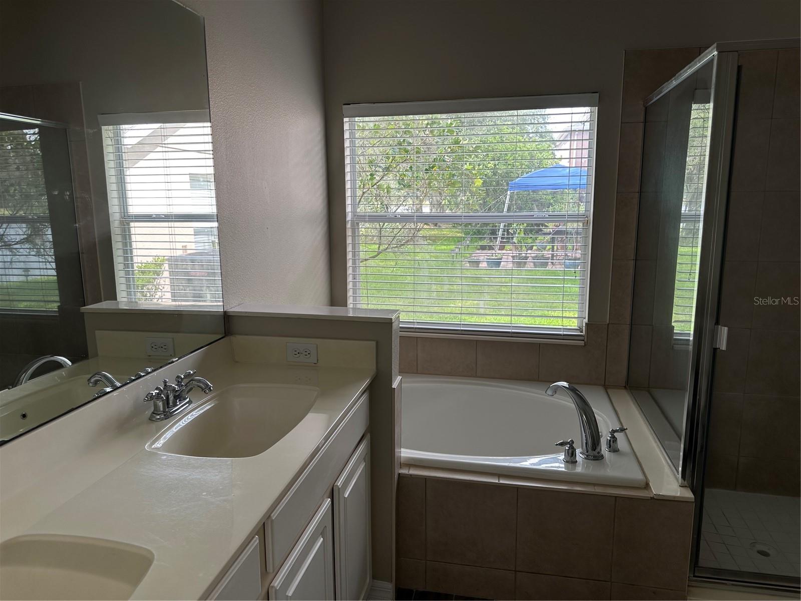 Image 22 of 45 For 5996 Milford Haven Place