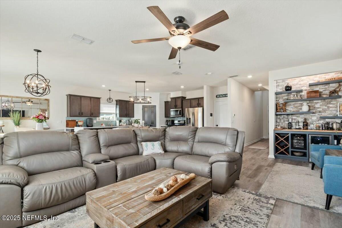 Image 6 of 46 For 184 Logrono Court