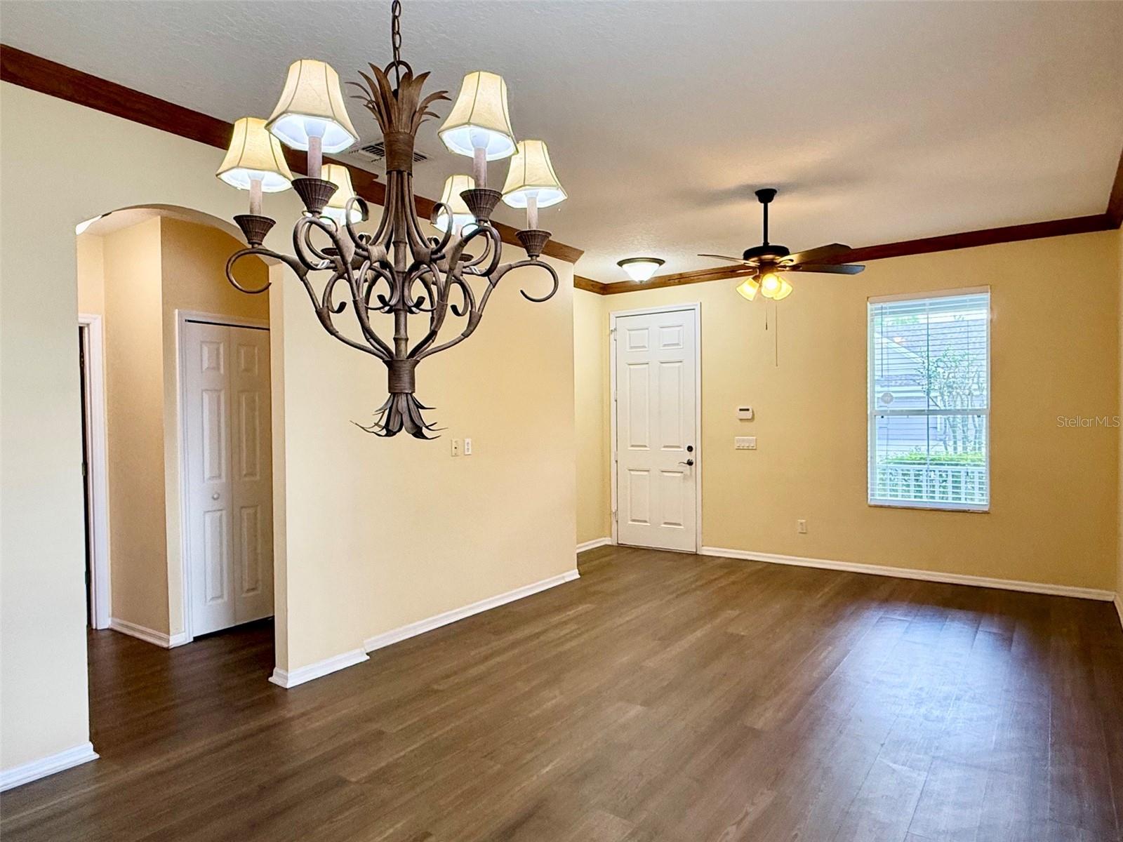 Image 10 of 58 For 4064 Alcott Circle