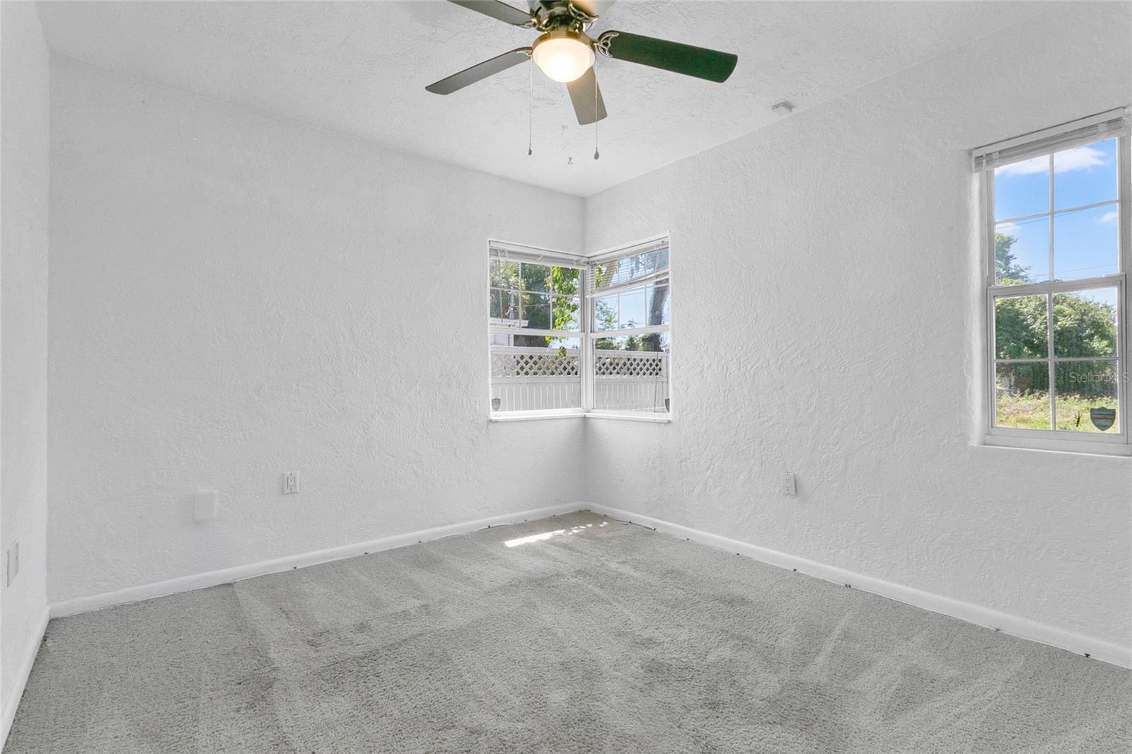 Image 13 of 20 For 2482 Roxbury Road