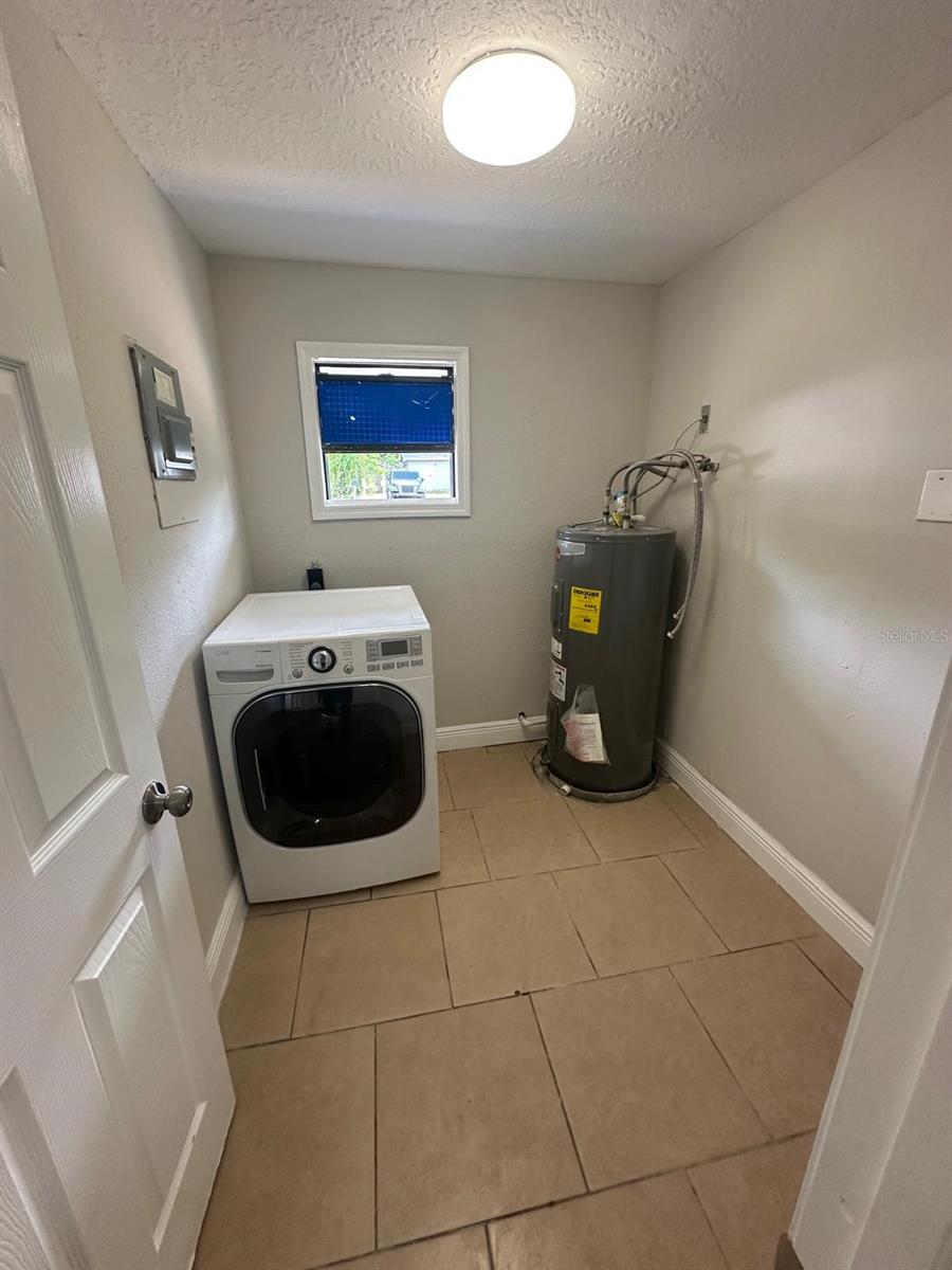 Image 10 of 13 For 7207 Harwick Dr