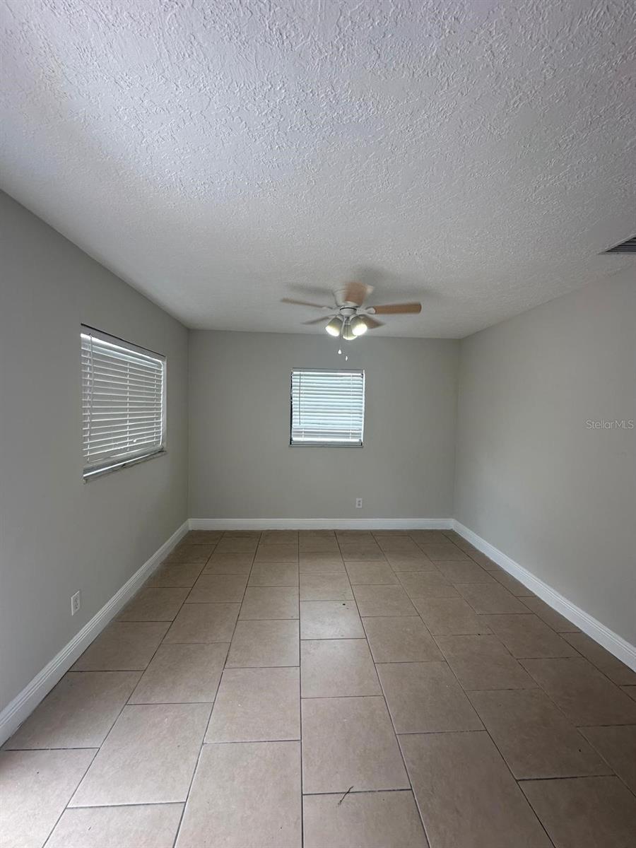 Image 4 of 13 For 7207 Harwick Dr