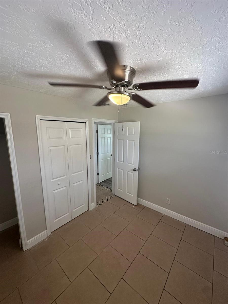 Image 7 of 13 For 7207 Harwick Dr