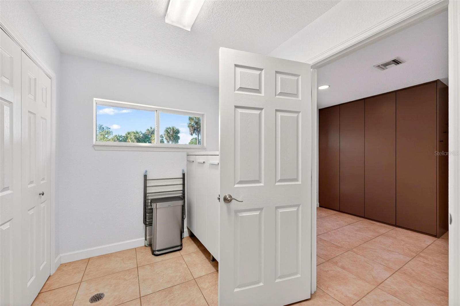 Image 36 of 45 For 13300 Skiing Paradise Boulevard