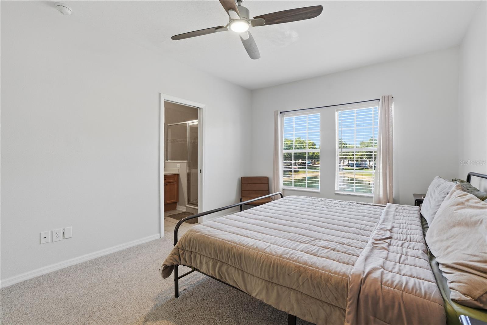 Image 23 of 51 For 3028 Capri Isle Way