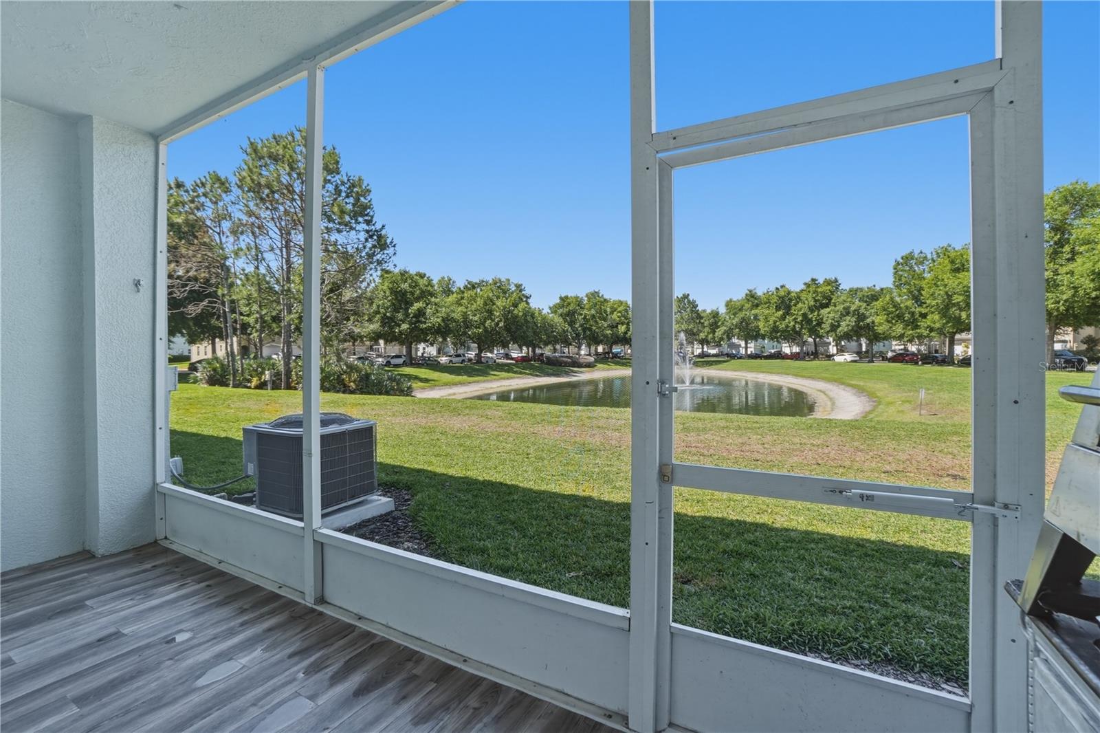 Image 32 of 51 For 3028 Capri Isle Way