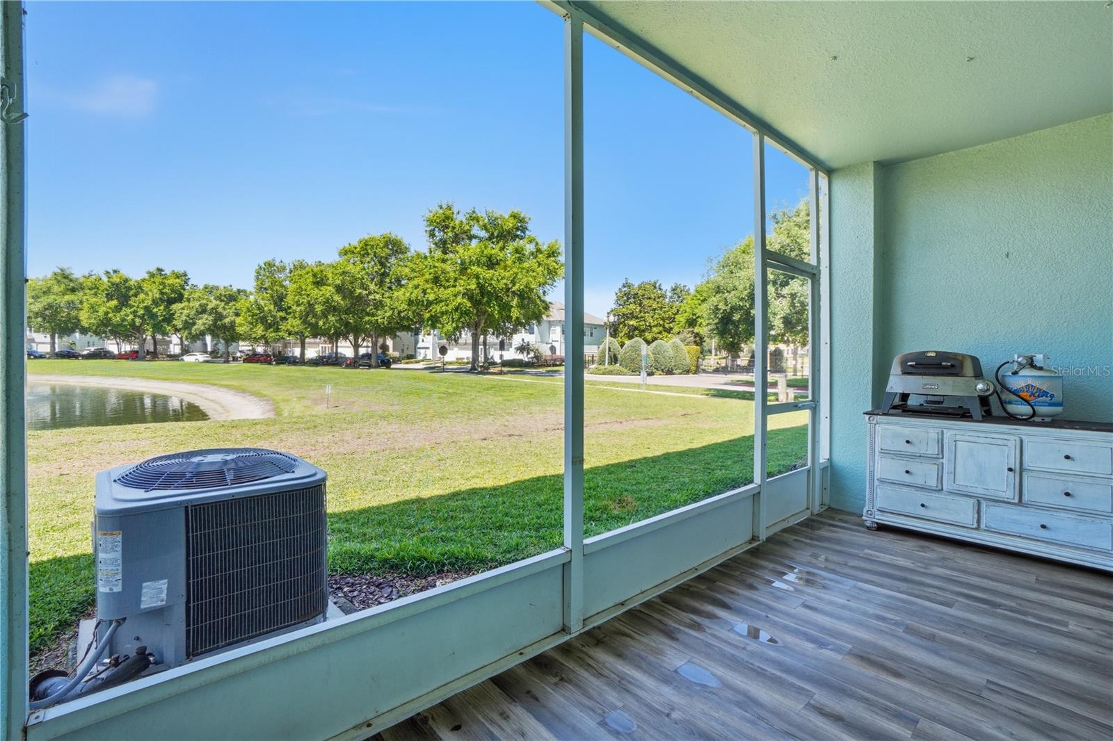 Image 33 of 51 For 3028 Capri Isle Way