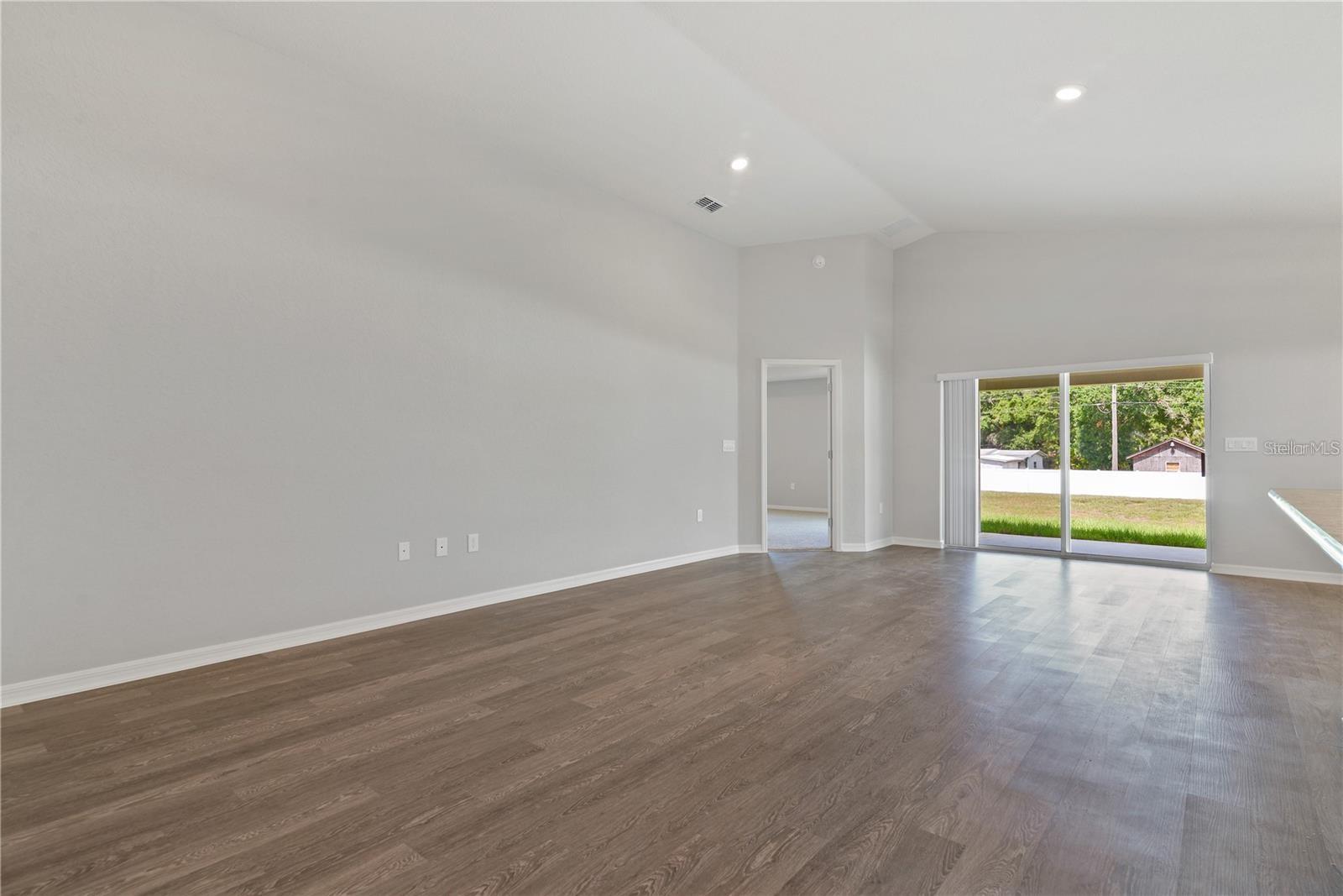 Image 17 of 33 For 6392 Gardner Drive